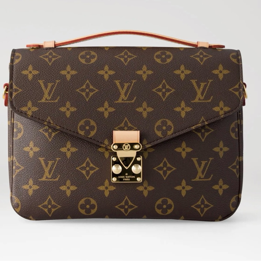 Louis Vuitton Pochette Métis
Monogram Crossbody Bag in Brown and Gold